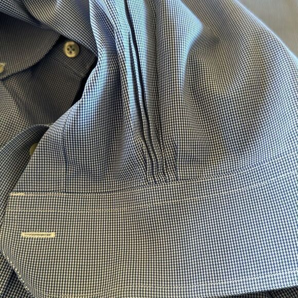 Brooks Bothers blue/white fine houndstooth cotton button down shirt. 15 1/2 - 35 - Picture 5 of 5